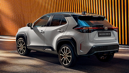 TOYOTA_YARIS_CROSS_HERO_34_REAR_GR-1