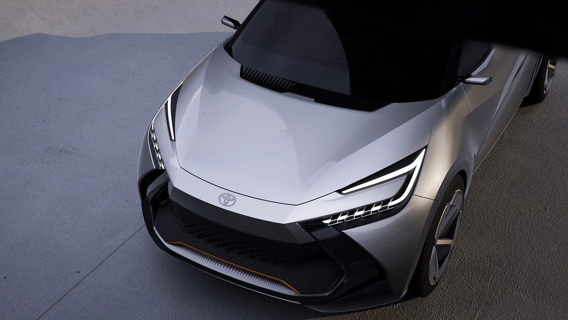 Toyota-C-HR-Prologue-exterieur-range-bovenaanzicht-lampen.jpg